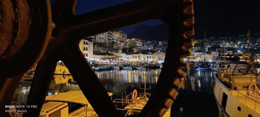 Ferienwohnung Golden House Castellammare del Golfo Exterior foto